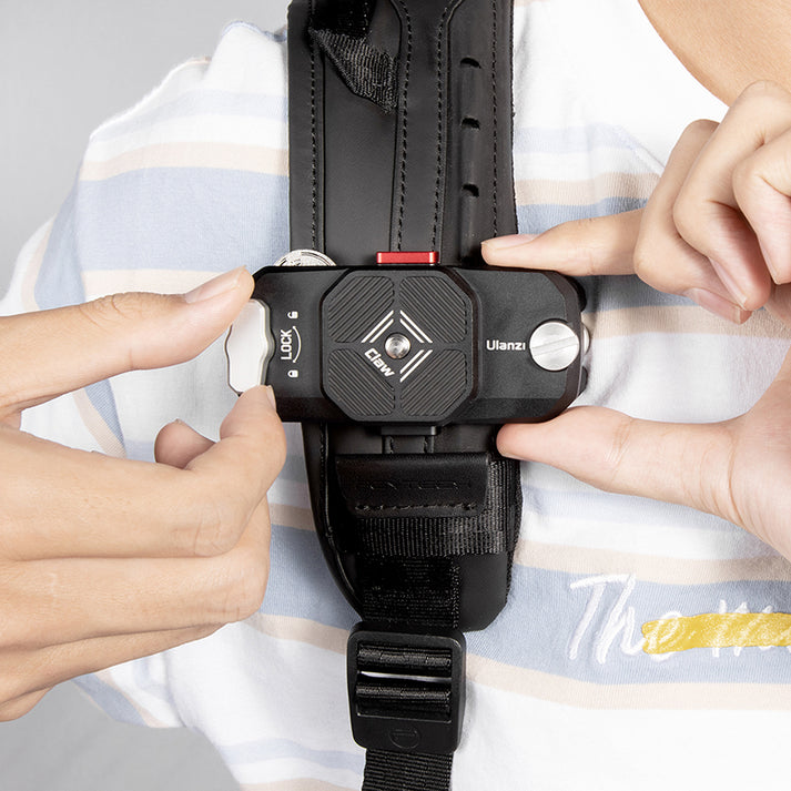 Ulanzi Claw Clip Shoulder Strap Quick Release Mount