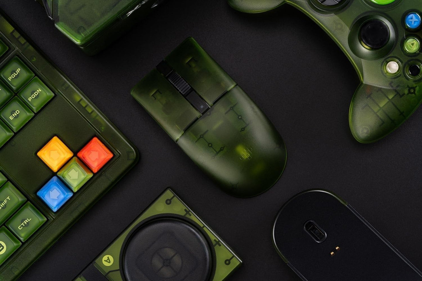 8BitDo Retro R8 Mouse - Xbox Edition Wired or Wireless Connection