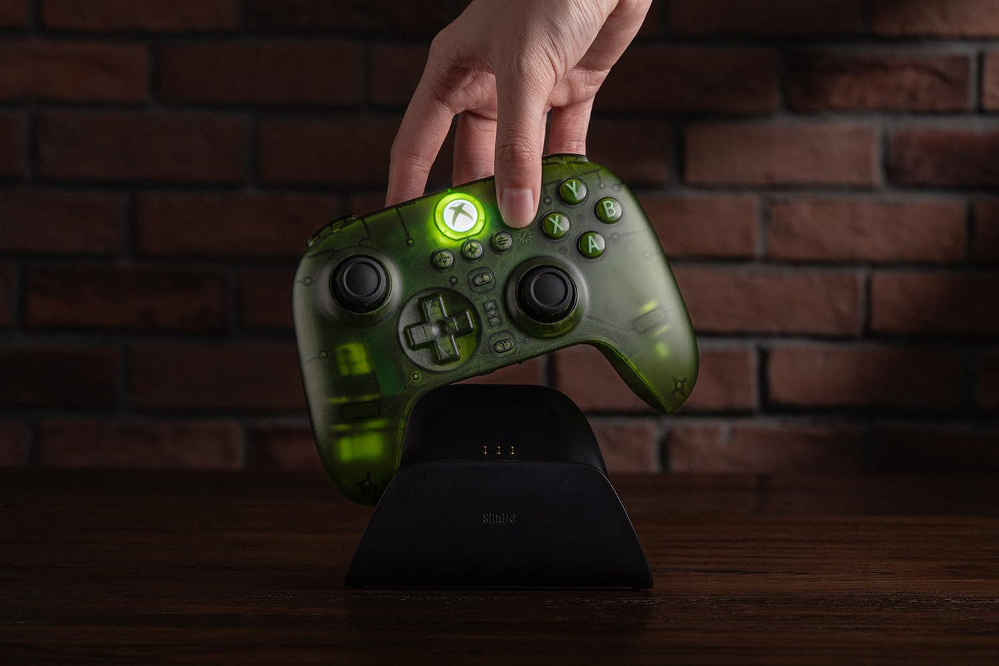 8BitDo Ultimate 3-mode Controller Xbox, Windows, Apple & Android