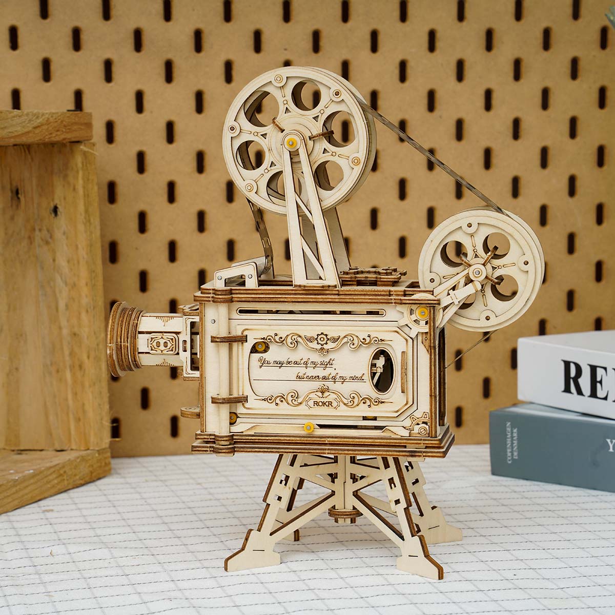 Robotime Vitascope Movie Projector 3D DIY Wooden Puzzle