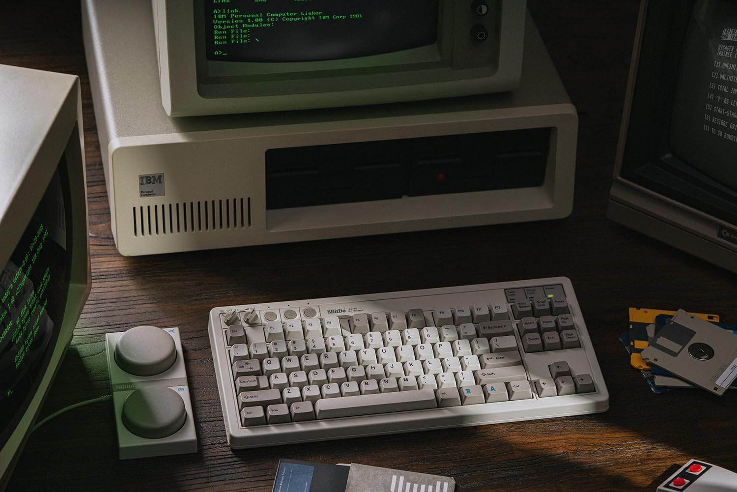 8BitDo Retro Mechanical Keyboard - M Edition