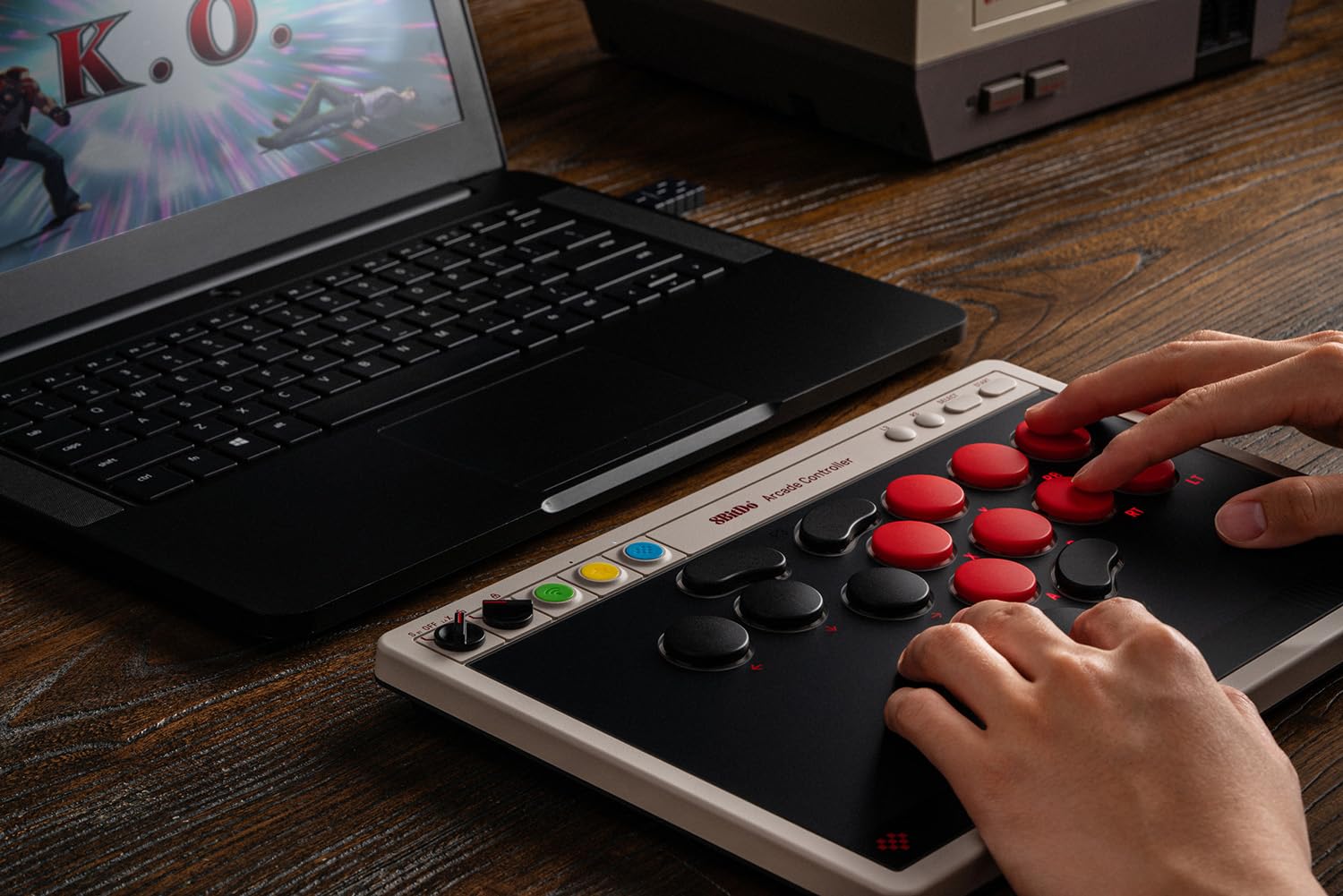 8BitDo Retro Wireless All-Button Arcade Controller For Windows & Ninte 8BitDo Retro Wireless All-Button Arcade Controller For Windows & Ninte